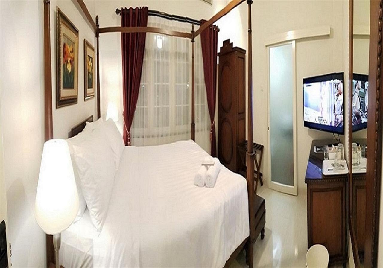 Hotel Front One Boutique Baluran Malang Extérieur photo