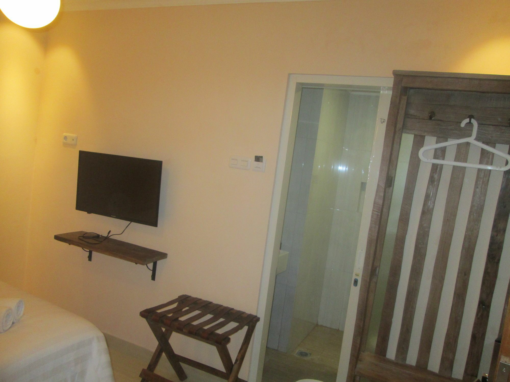 Hotel Front One Boutique Baluran Malang Extérieur photo